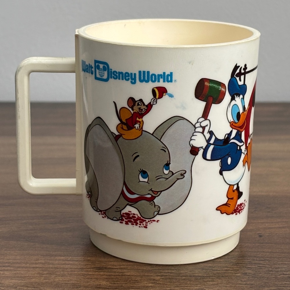 VINTAGE 1970's Walt Disney World MICKEY MOUSE CLUB Deka Plastic Cup Mug USA